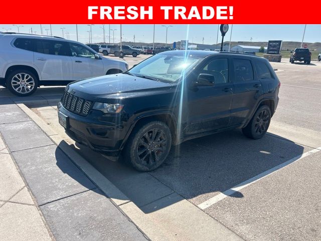 Diamond Black Crystal Pearlcoat 2022 Jeep Grand Cherokee SUV / Crossover Four-Wheel Drive 8-Speed Automatic