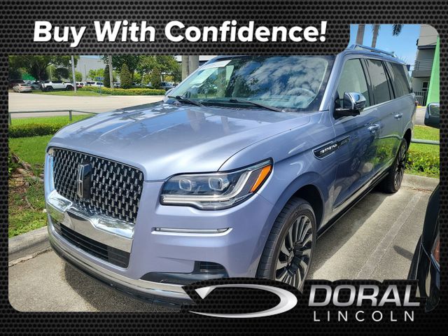 Crystal Blue Metallic 2022 Lincoln Navigator SUV / Crossover Four-Wheel Drive Automatic