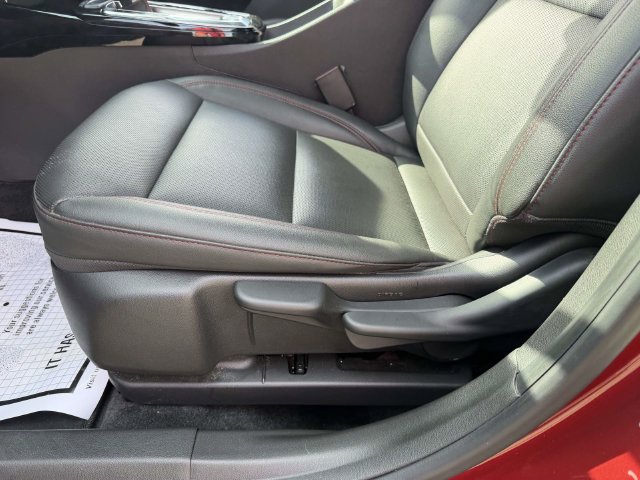 Used 2024 Chevrolet Trax SUV