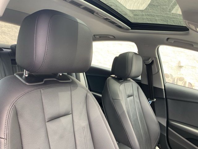 2018 Audi A4 2.0T photo