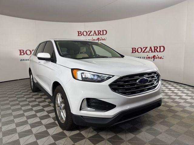 2022 Oxford White Ford Edge SEL SUV