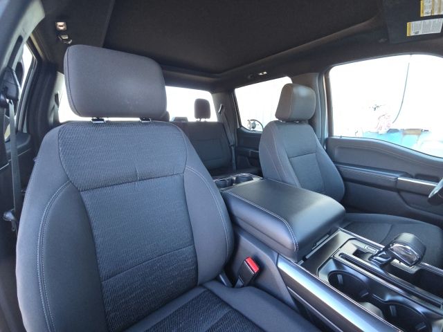 2023 Ford F-150 XLT:B02124