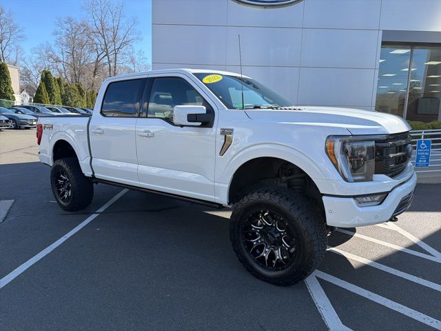 Star White Metallic Tri-Coat 2022 Ford F-150 Platinum SuperCrew 4WD Pickup Truck Four-Wheel Drive Automatic
