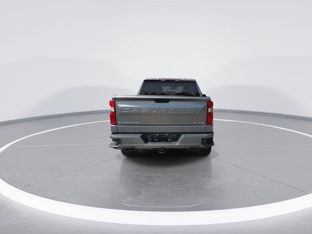 Used 2021 Gray Chevrolet RST image 9