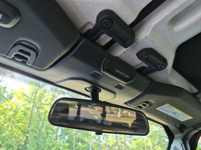 Used 2021 Black Jeep Mojave image 34