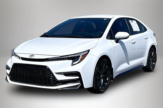 Used 2025 Toyota Corolla SE 4D Sedan