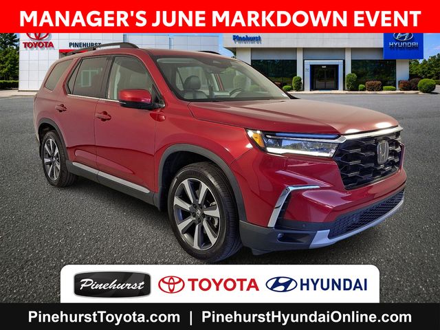 2024 Honda Pilot Touring 2WD's photo