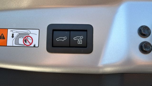 2026 Toyota Prius Plug-in Hybrid XSE Premium - Photo 26