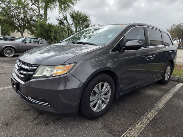 Gray 2016 Honda Odyssey SE FWD Minivan Front-Wheel Drive 6-Speed Automatic