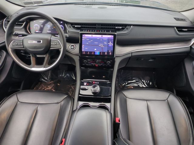 used 2023 Jeep Grand Cherokee car, priced at $28,990