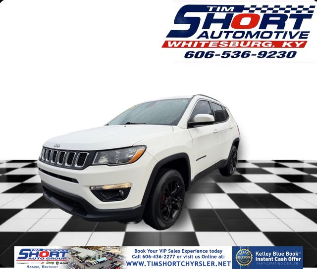 White Clearcoat 2018 Jeep Compass Latitude 4WD SUV / Crossover Four-Wheel Drive 9-Speed Automatic