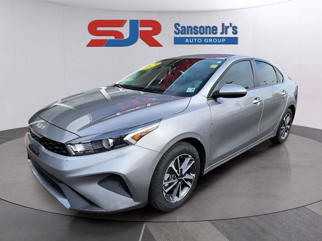 2024 Kia Forte LXS FWD