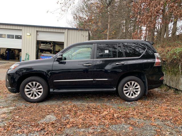 2019 Lexus GX 460 2