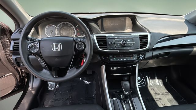 Used 2016  Honda LX image 10