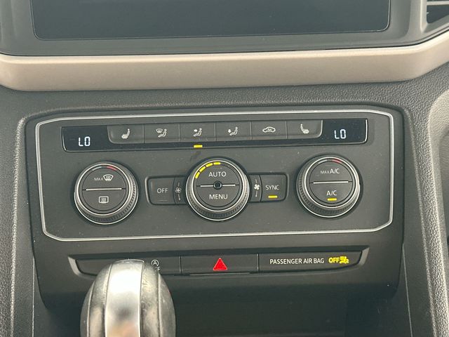 2020 Volkswagen Atlas Cross Sport 2.0T SE w/Technology Blue at Sutliff Volkswagen