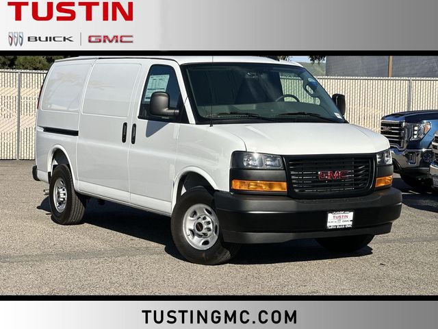 2026 GMC Savana Cargo 2500 RWD
