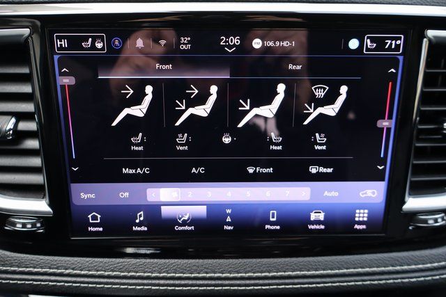 used 2025 Chrysler Pacifica car, priced at $34,500