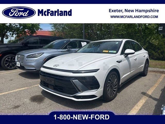 Serenity White 2025 Hyundai Sonata Hybrid SEL FWD Sedan Front-Wheel Drive 6-Speed Automatic