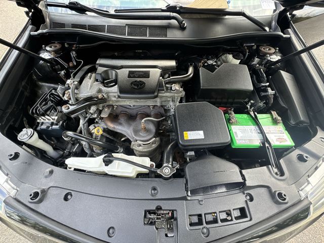 Used 2013 Black Toyota SE image 27