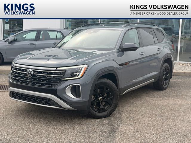 Pure Gray 2024 Volkswagen Atlas SUV / Crossover All-Wheel Drive 8-Speed Automatic