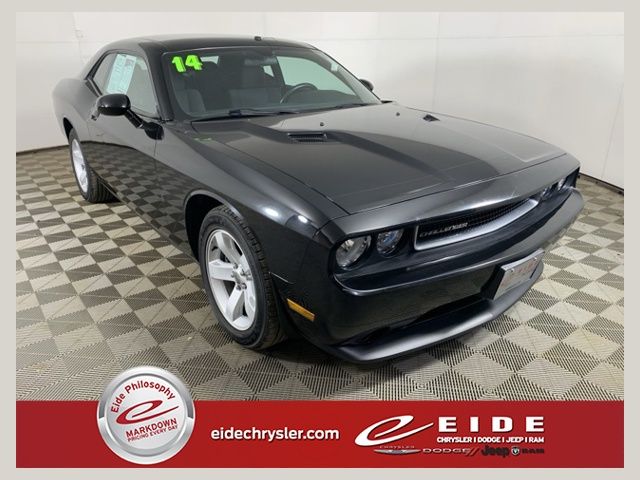 2014 Dodge Challenger SXT RWD