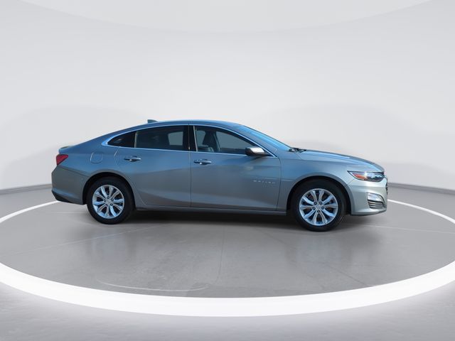 Used 2024 Gray Chevrolet LT image 9