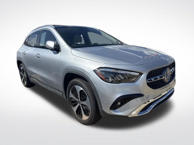 Silver 2025 Mercedes-Benz GLA SUV / Crossover Front-Wheel Drive 8-Speed Dual Clutch
