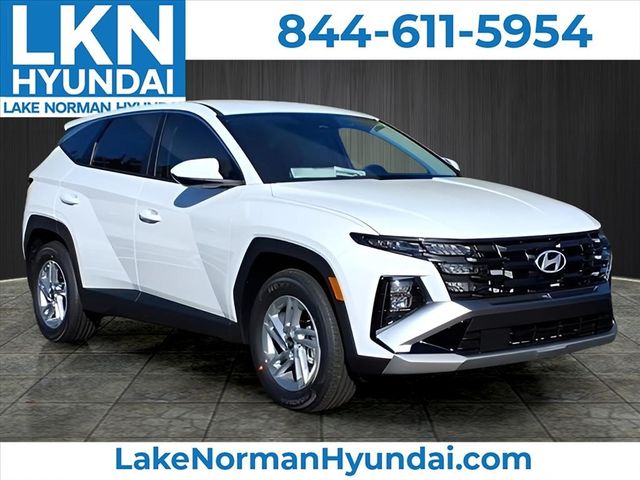White Pearl 2026 Hyundai Tucson SUV / Crossover Front-Wheel Drive 8-Speed Automatic