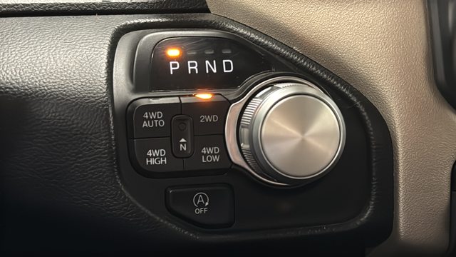 Used 2022 Diamond Black Crystal Pearlcoat Ram Laramie image 18