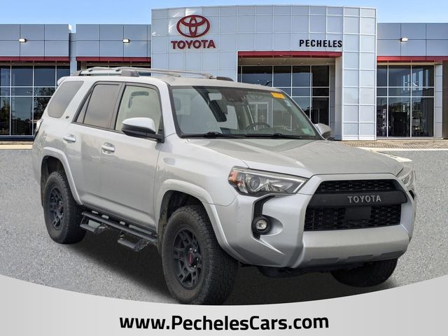 Classic Silver Metallic 2021 Toyota 4Runner SR5 4WD SUV / Crossover Four-Wheel Drive 5-Speed Automatic Overdrive