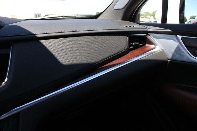 Used 2024 White Cadillac Premium Luxury image 21