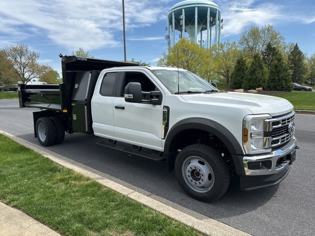 2025 Ford F-550 Super Duty 