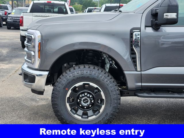 2025 Ford F-250SD Lariat photo