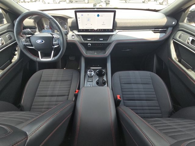 2025 Ford Explorer ST-Line:168840A
