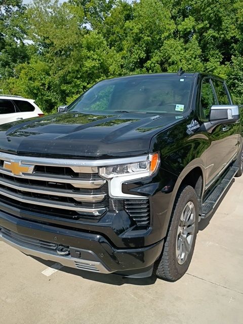 Black 2024 Chevrolet Silverado 1500 High Country Crew Cab 4WD Pickup Truck Four-Wheel Drive Automatic