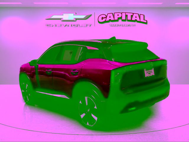 Used 2025 White Nissan SR image 3