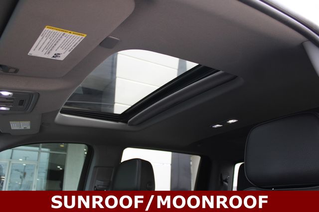 Used 2022 Silver GMC Denali image 8