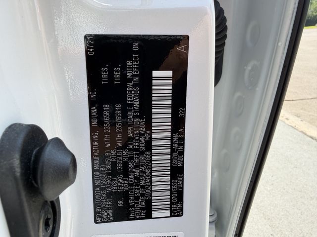 2021 Toyota Highlander XLE White at Don McGill Toyota