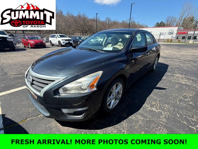 Storm Blue Metallic 2013 Nissan Altima 2.5 SV Sedan Front-Wheel Drive Continuously Variable Transmission
