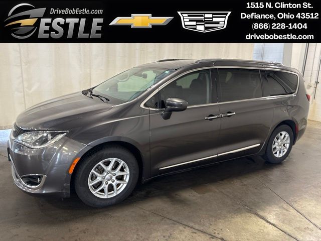Gray (Granite Crystal Metallic Clearcoat) 2020 Chrysler Pacifica Minivan Front-Wheel Drive 9-Speed Automatic