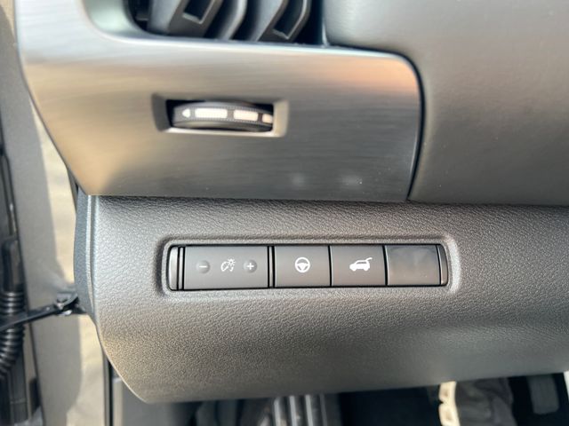 2025 Gun Metallic Nissan Pathfinder SL FWD SUV