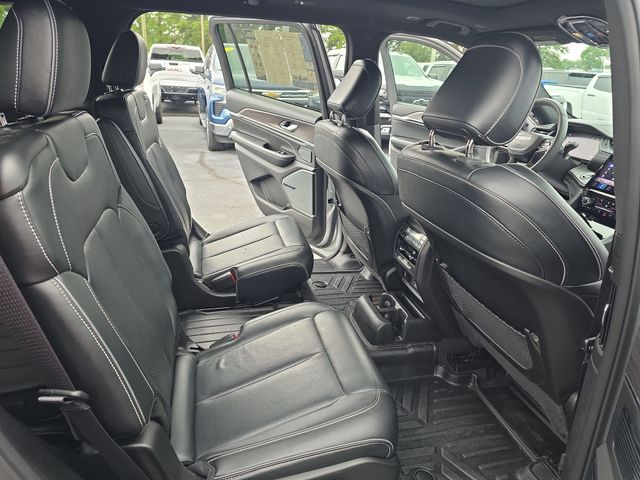 Used 2024 Silver Jeep Overland image 12