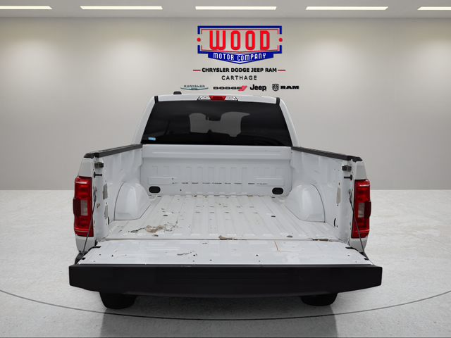 View vehicle photo 4