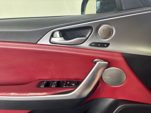 Used 2018 Kia Stinger Sedan