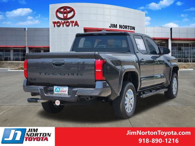 2025 Toyota Tacoma SR5 Double Cab photo 3