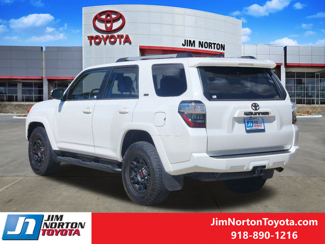 2023 Toyota 4Runner SR5 Premium 8