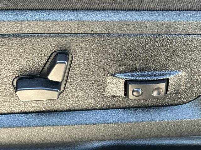 Used 2026 Black Ram Laramie image 23