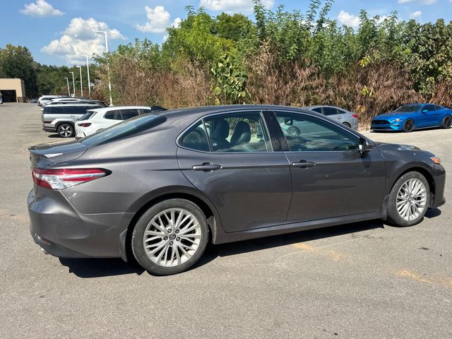 Used 2019 Gray Toyota XLE image 5