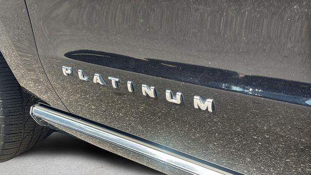 Used 2019 Black Ford Platinum image 47