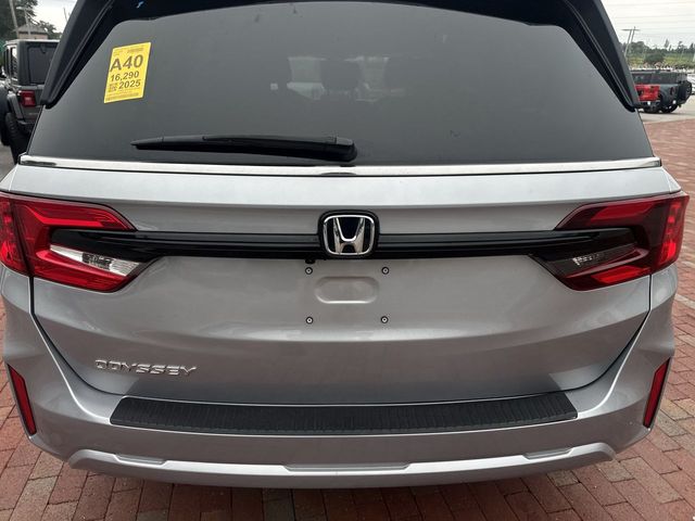 Used 2025 Honda Odyssey Van